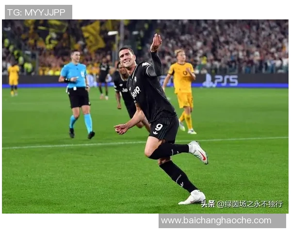 门德斯闪耀登场仅7分钟任意球世界波助巴黎领先 门德斯闪耀登场仅7分钟任意球世界波助巴黎领先