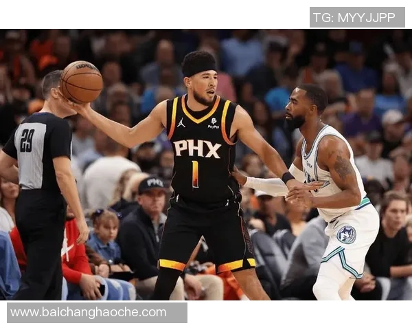 布克赞邓恩今夏训练刻苦展现更强侵略性状态提升显著 布克赞邓恩今夏训练刻苦展现更强侵略性状态提升显著