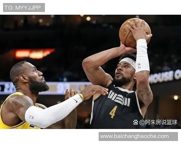 浓眉称赞文班投篮能力认为防守者只能祈祷他失手