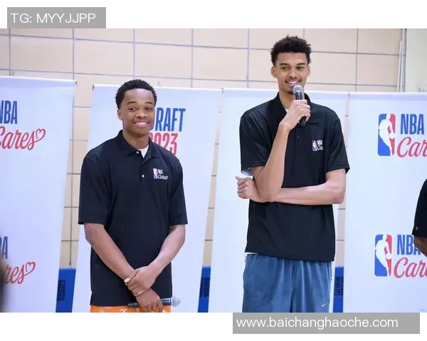 库利巴利曝曼联报价1亿欧遭那不勒斯拒绝安帅表态若我走他也离开 库利巴利曝曼联报价1亿欧遭那不勒斯拒绝安帅表态若我走他也离开