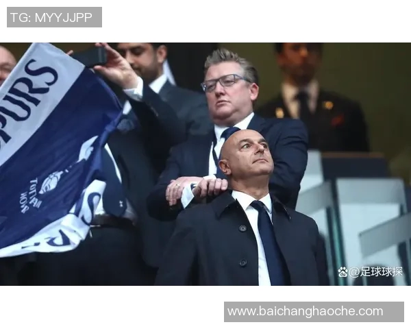 费内巴切冬窗求购莱万遭拒绝球员希望留队至明夏