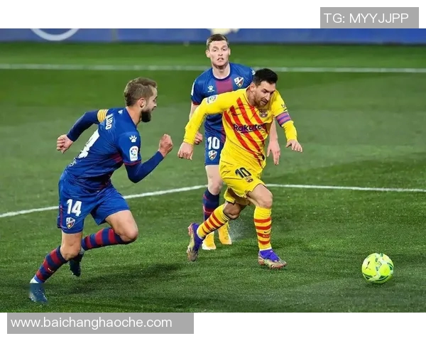 梅西助攻佩德里内切破门精彩瞬间左脚低射精准入网