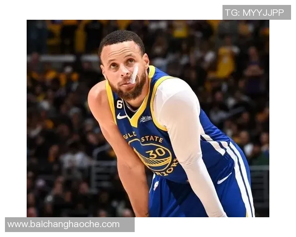 勇士队医澄清库里伤情错误左腿受伤引发关注与讨论 勇士队医澄清库里伤情错误左腿受伤引发关注与讨论